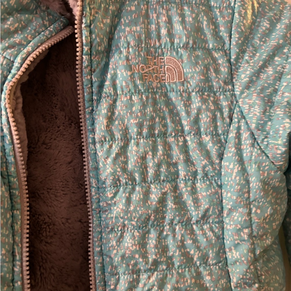 THE NORTH FACE GIRL REVERSIBLE JACKET. - Picture 3 of 7